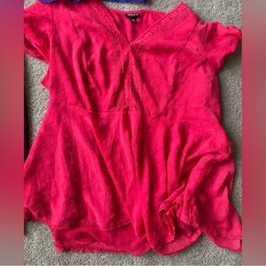 Torrid Bright Pink Women's Top size 00 EUC